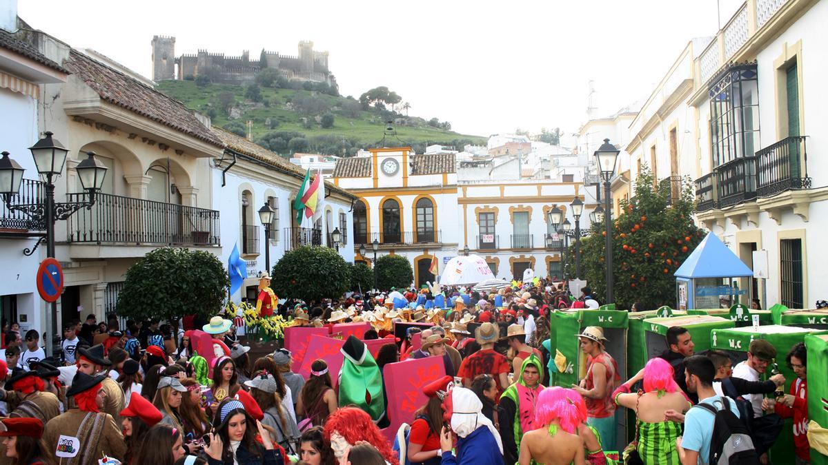 Imagen de archivo de una celebración de Carnaval de Almodóvar del Río.