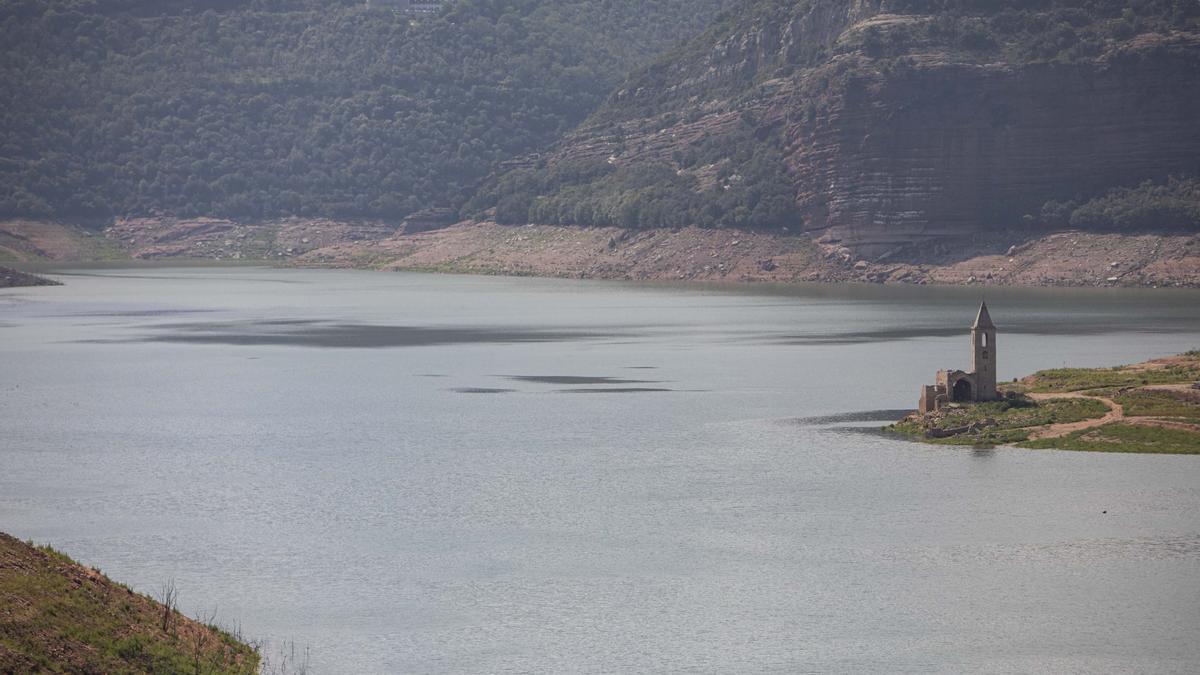 El pantano de Sau se recupera