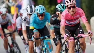 segea55444454 team deceuninck rider portugal s joao almeida  wearing the o201016171909