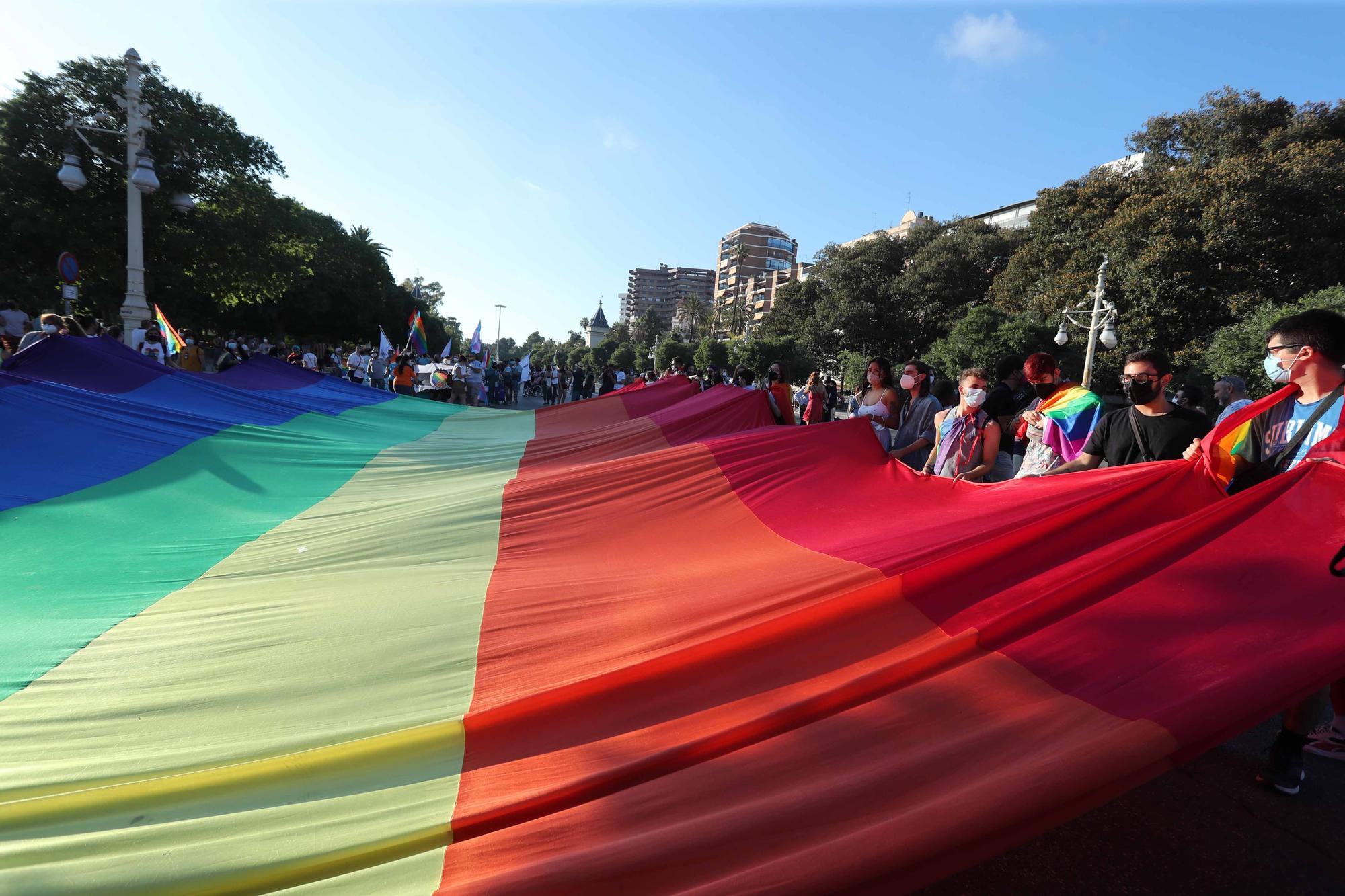 El dia del Orgullo LGTBI+ en València, fue una fiesta