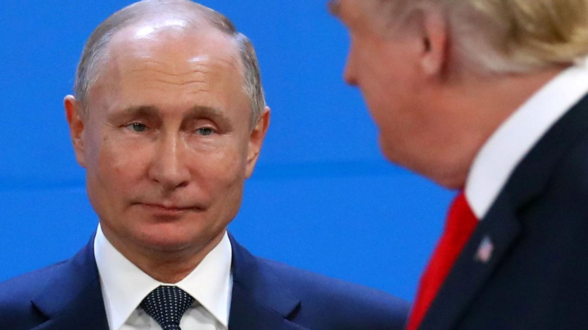 Putin en una reunión con Trump.