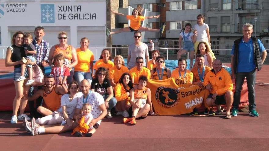 Los deportistas del Samertolaméu, en el Centro de Tecnificación Deportiva de Pontevedra.