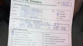 El Real de Gandia alerta de la colocación de multas 'fakes' en vehículos imitando el boletín de la Policía Local