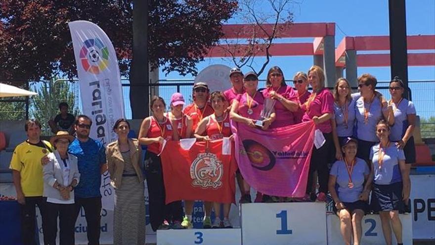 Las chicas del San jorge, bronce nacional