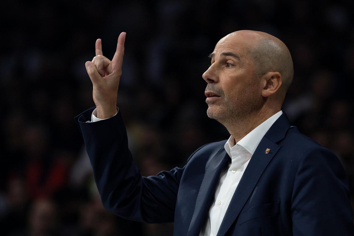 Peñarroya espera más aportación desde el banquillo para poder dar un poco de aire a los titulares