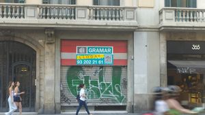 Un local cerrado y ya alquilado en la Via Laietana.