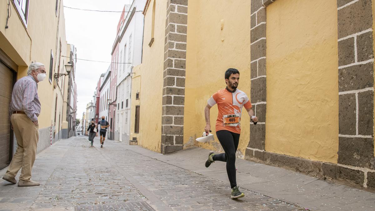 Uno de los participantes de la LPA City Race Gran Canaria de la pasada edición por la calle Espíritu Santo