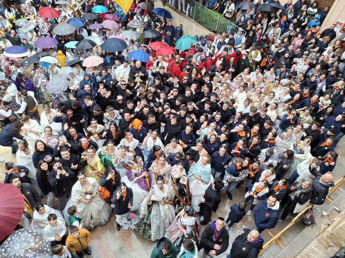 La Plaça de l'Ajuntament, a reventar