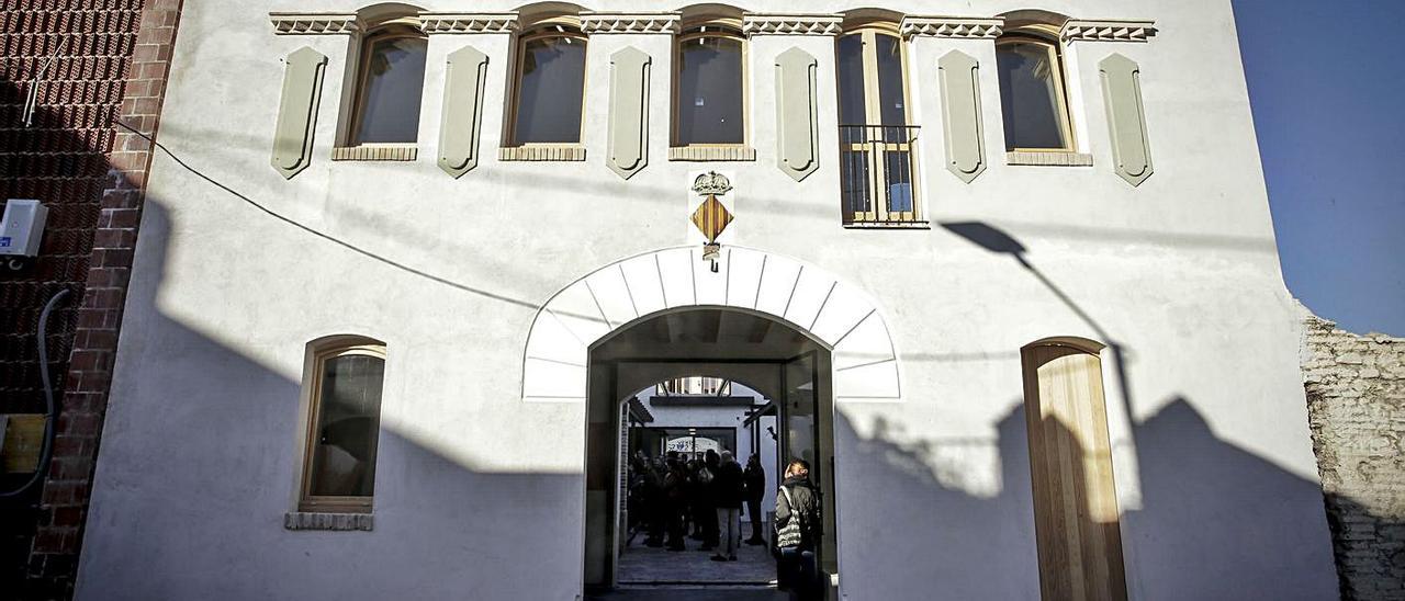 Fachada del matadero del Cabanyal.  | LEVANTE-EMV