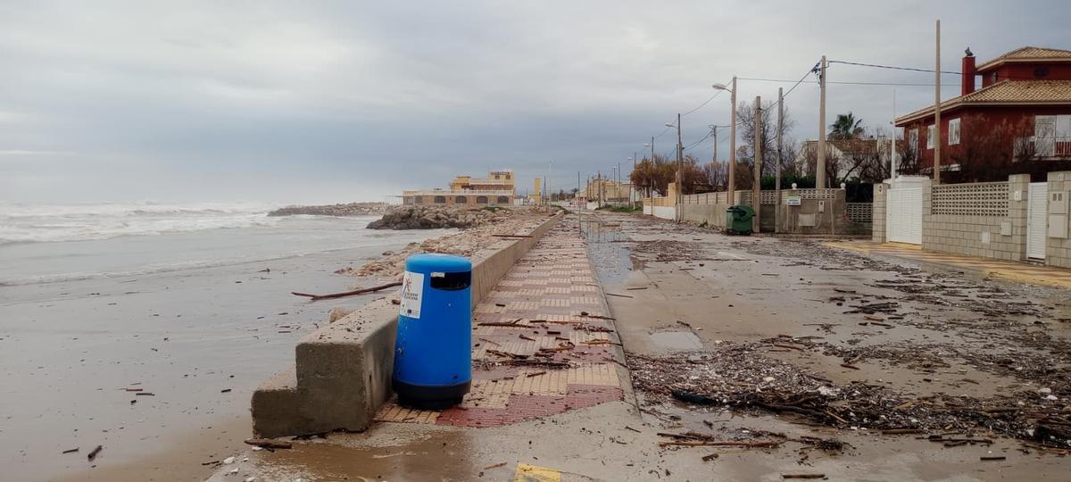 Las mejores imágenes del temporal de mar en Cullera