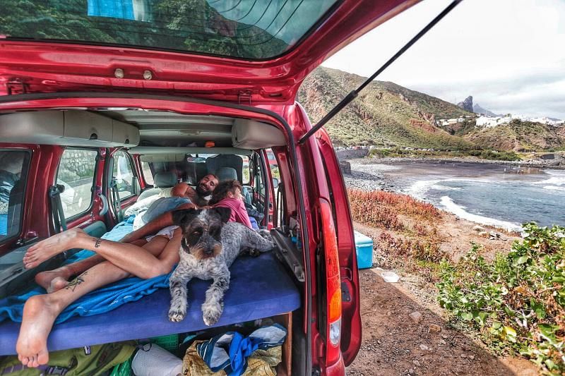 Los chicharreros disfrutan de unas atípicas vacaciones de Semana Santa