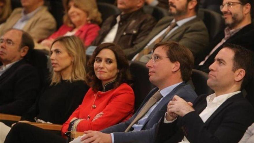 Díaz Ayuso reitera que se hubiera ido del PP si Santamaría hubiera ganado las primarias