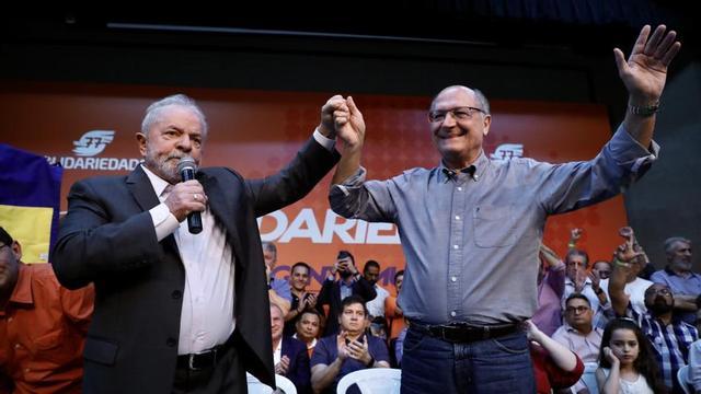 Elecciones en Brasil | Lula se posiciona a 15 puntos de distancia de ...