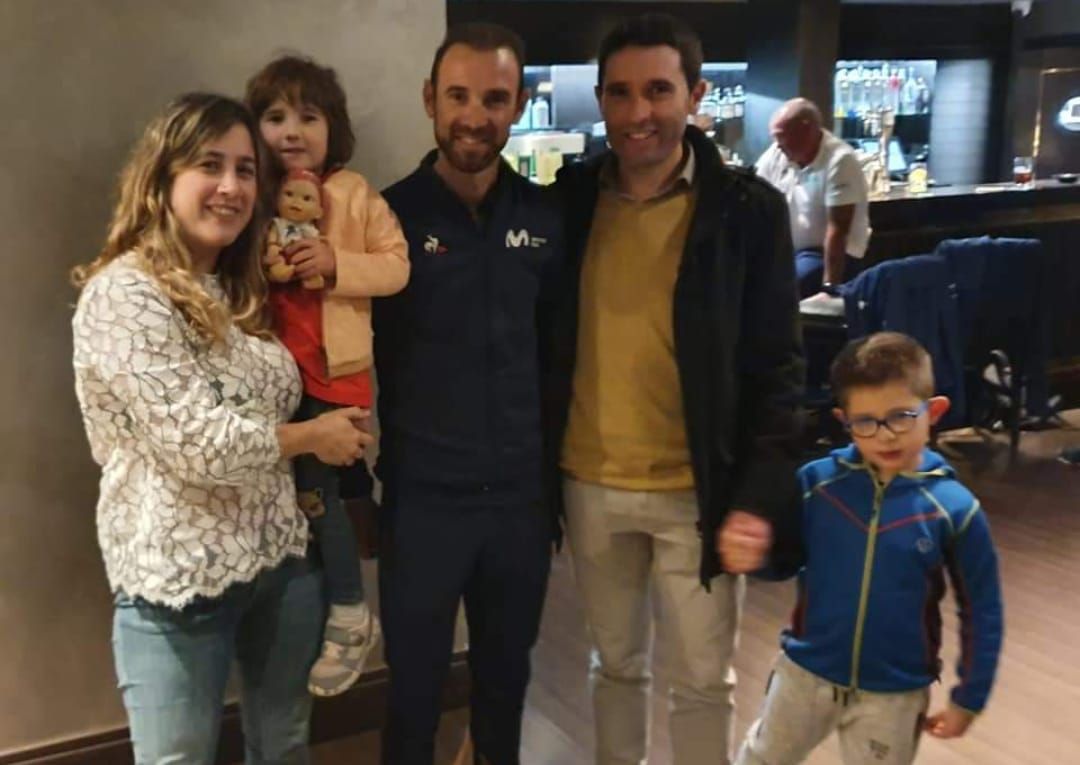 Una de las familias que acogió a Lucas junto al ciclista campeón del mundo Alejandro Valverde.