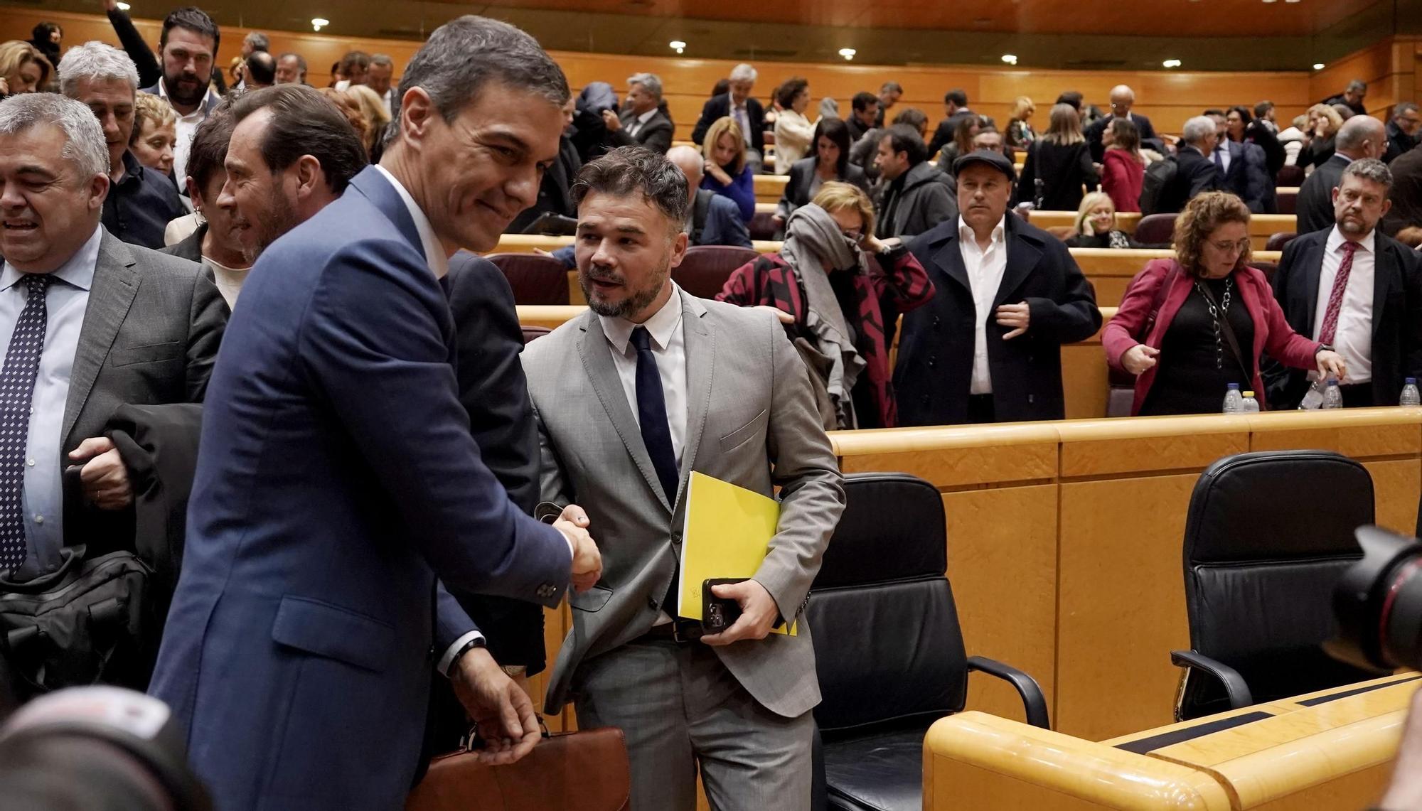 El Pleno del Congreso debate y vota los decretos anticrisis, en imágenes