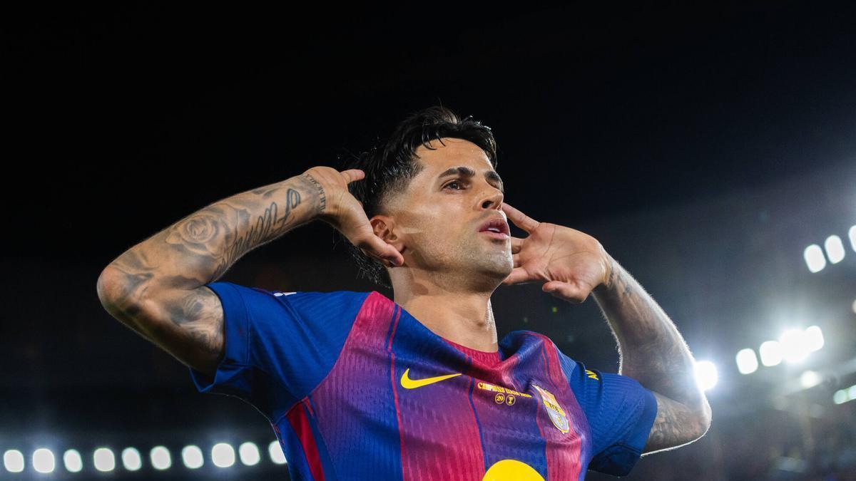 Joao Cancelo celebra un gol con el FC Barcelona en la temporada 2026/27 en el Spotify Camp Nou