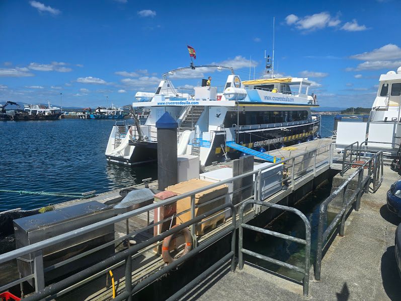 Así se disfruta de los catamaranes de O Grove.