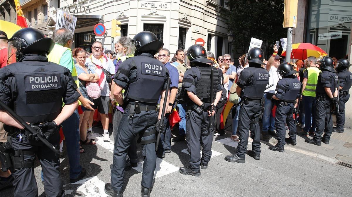 zentauroepp45057326 barcelona 16 09 2018  sociedad   manu per la defensa del cas180916135347