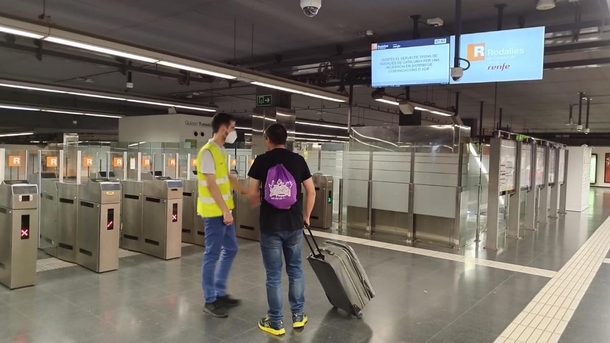 La estación de Arc de Triomf, sin trenes