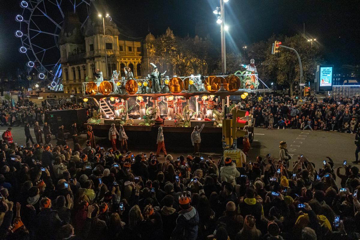 La Cabalgata vuelve a llenar de magia Barcelona