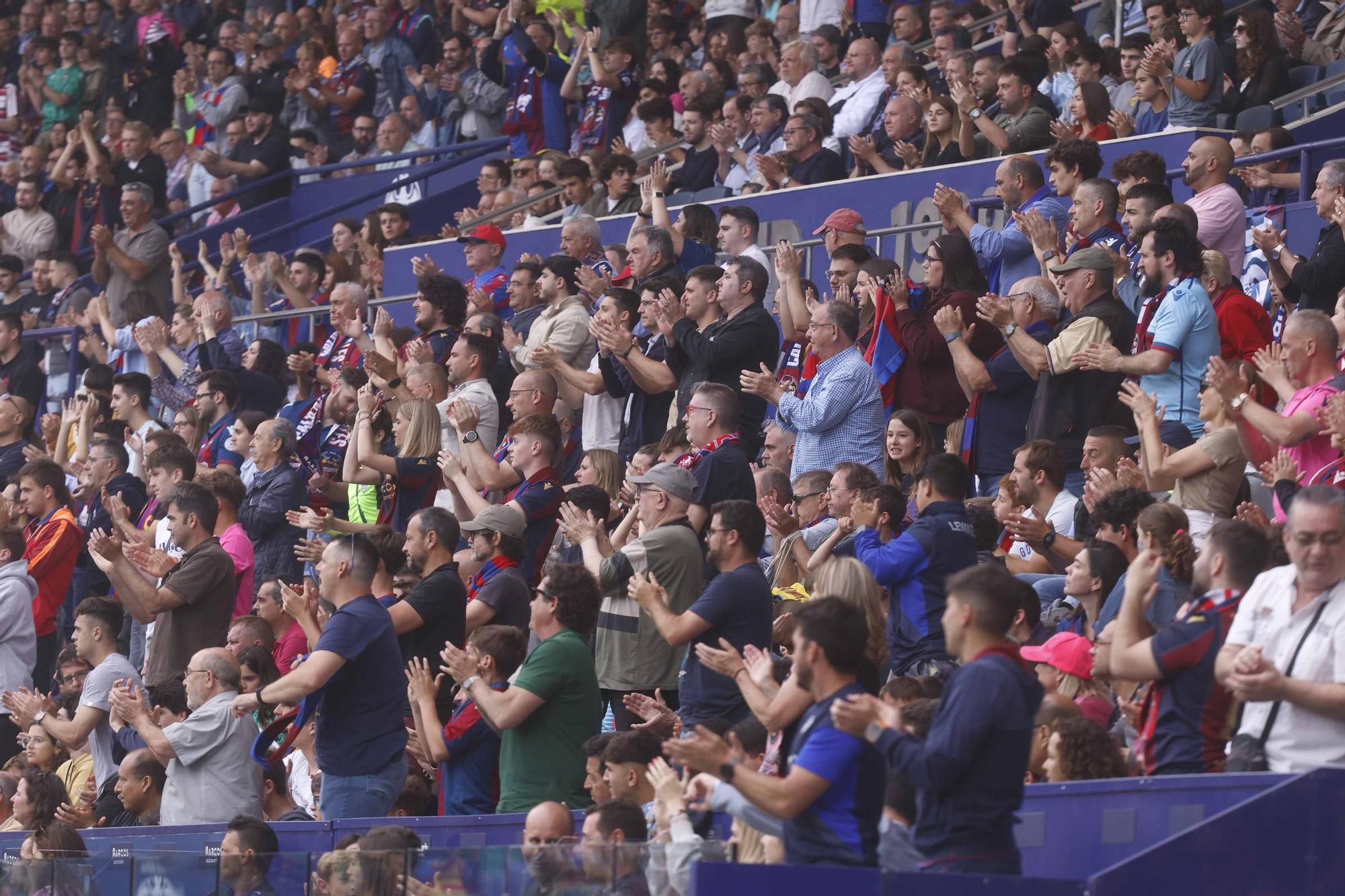 Las mejores imágenes del Levante UD - Deportivo Alavés