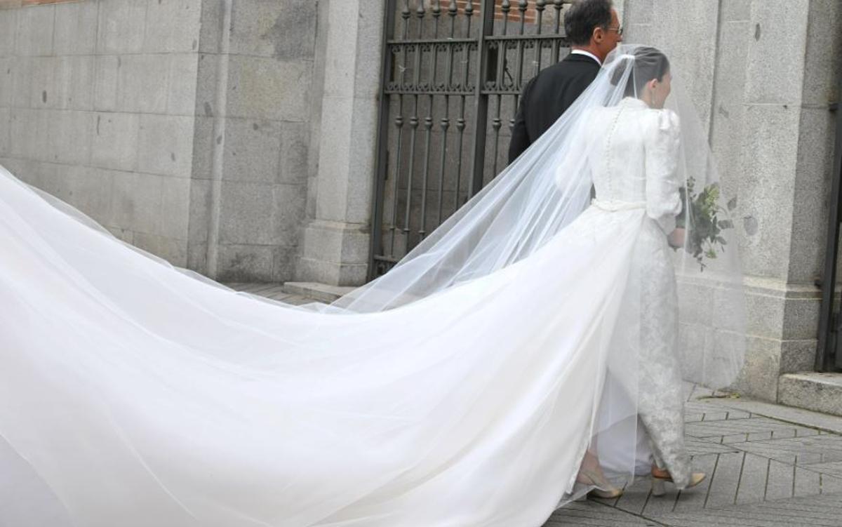 El vestido de Teresa Urquijo.
