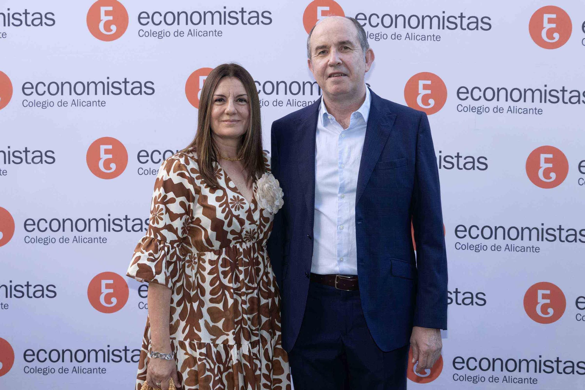 El Colegio de Economistas de Alicante celebra su cena anual en honor a su patrón