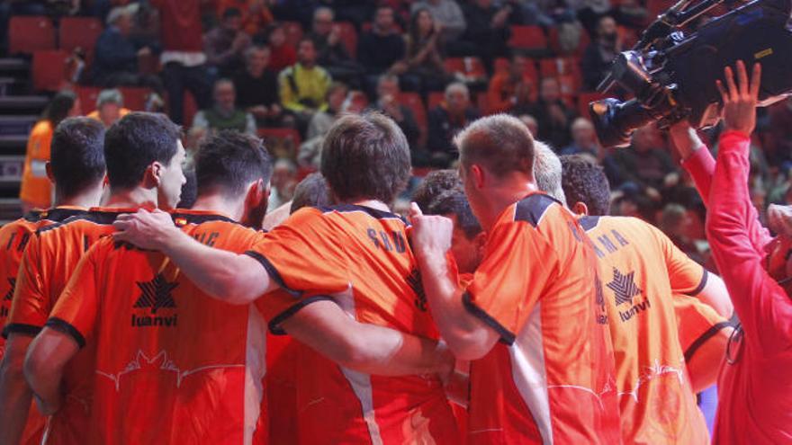 El Valencia Basket supera el arranque de los Warriors