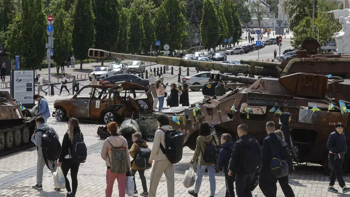 Guerra de Ucrania, hoy en directo | Rusia lanza contra Ucrania 108 drones pese a la propuesta de tregua de Kiev y sus socios