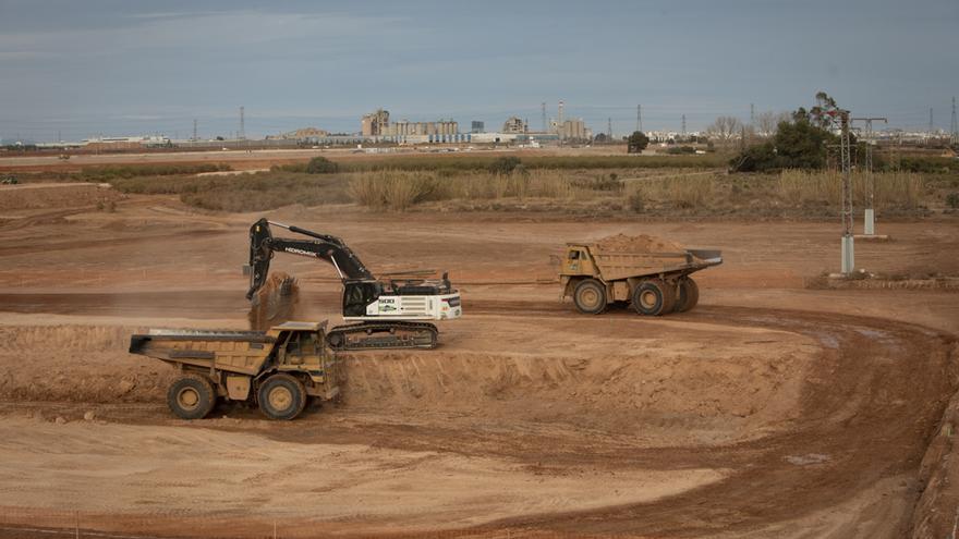 Las obras para dar forma a la gigafactoría avanzan en Sagunt