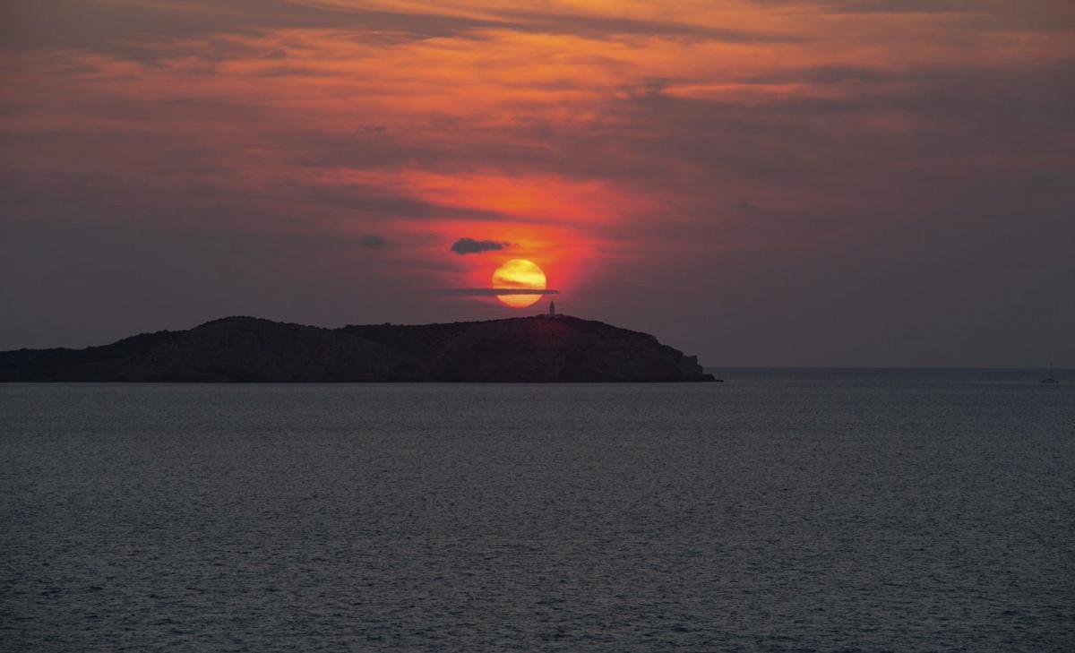Este establecimiento de Grupo Mambo ofrece uno de los atardeceres más admirados del mundo.