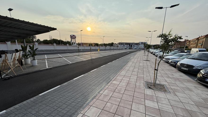 San Javier inaugura un aparcamiento gratuito con 174 plazas en el casco urbano de Santiago de la Ribera