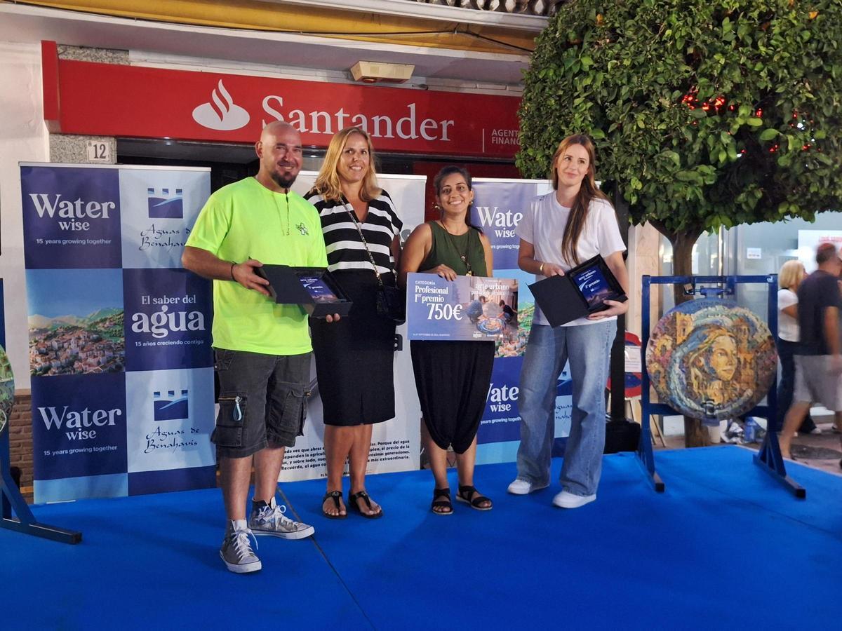 FOTOS | II Concurso de Arte Urbano de Pintura de Alcantarillas en Benahavís