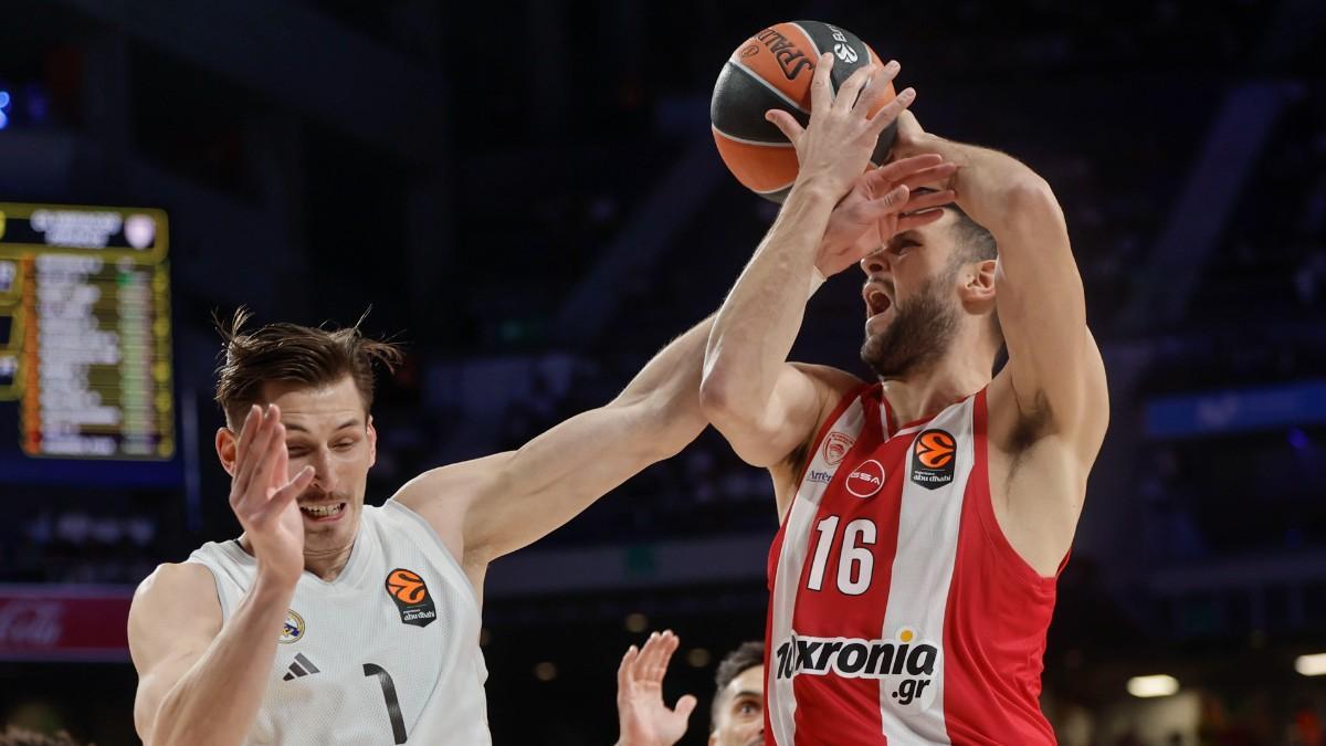 La defensa, clave en la victoria blanca