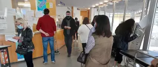 El Sergas elevará el sueldo a los médicos de Primaria ante un verano "complejo"