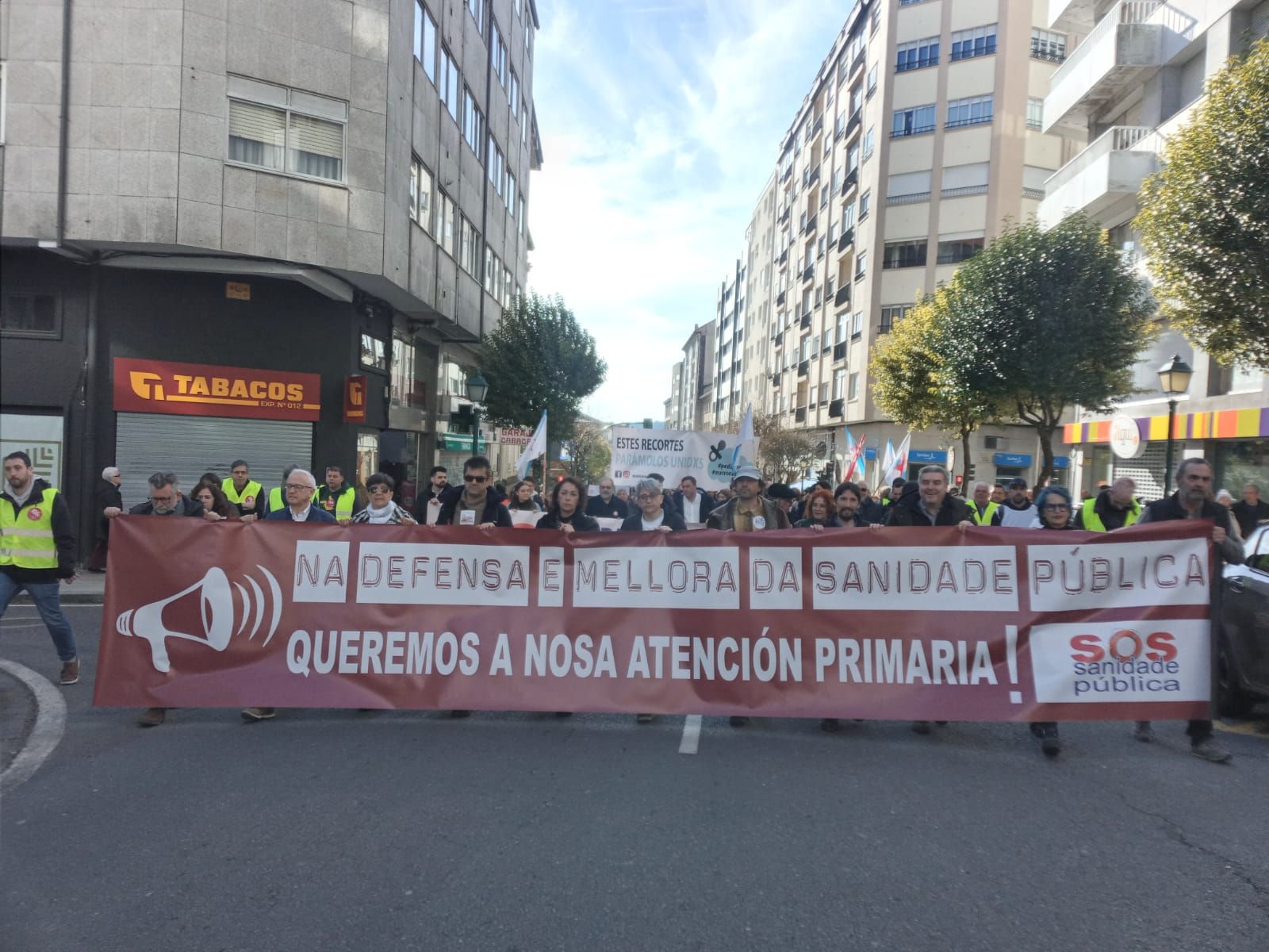 O Morrazo en la Manifestaci�n por la Sanidad en Santiago (12).jpg