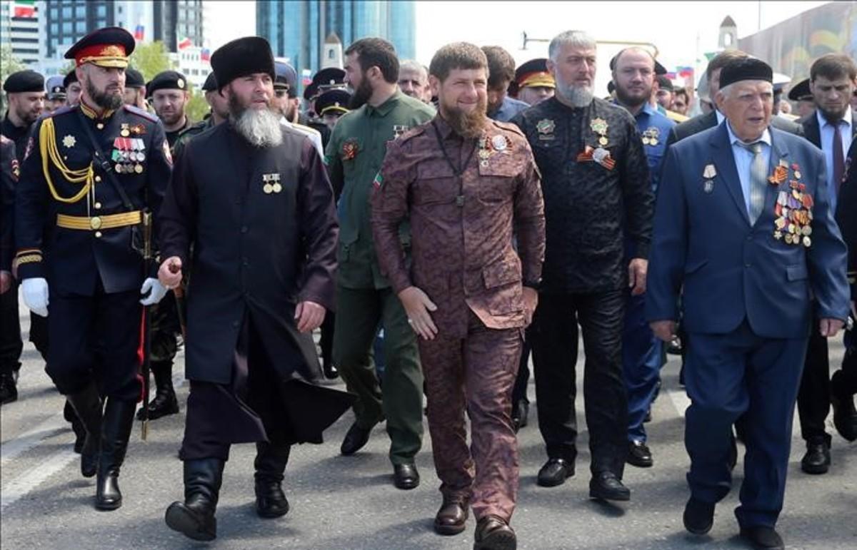 zentauroepp43446059 grozny  russia   may 9  2018  ramzan kadyrov  c   head of th180524165056