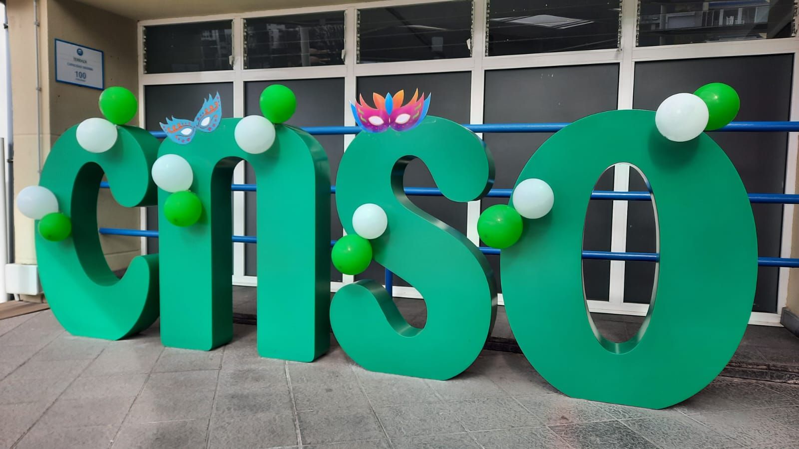 Así fue la fiesta carnavalera en el Santa Olaya (en imágenes)