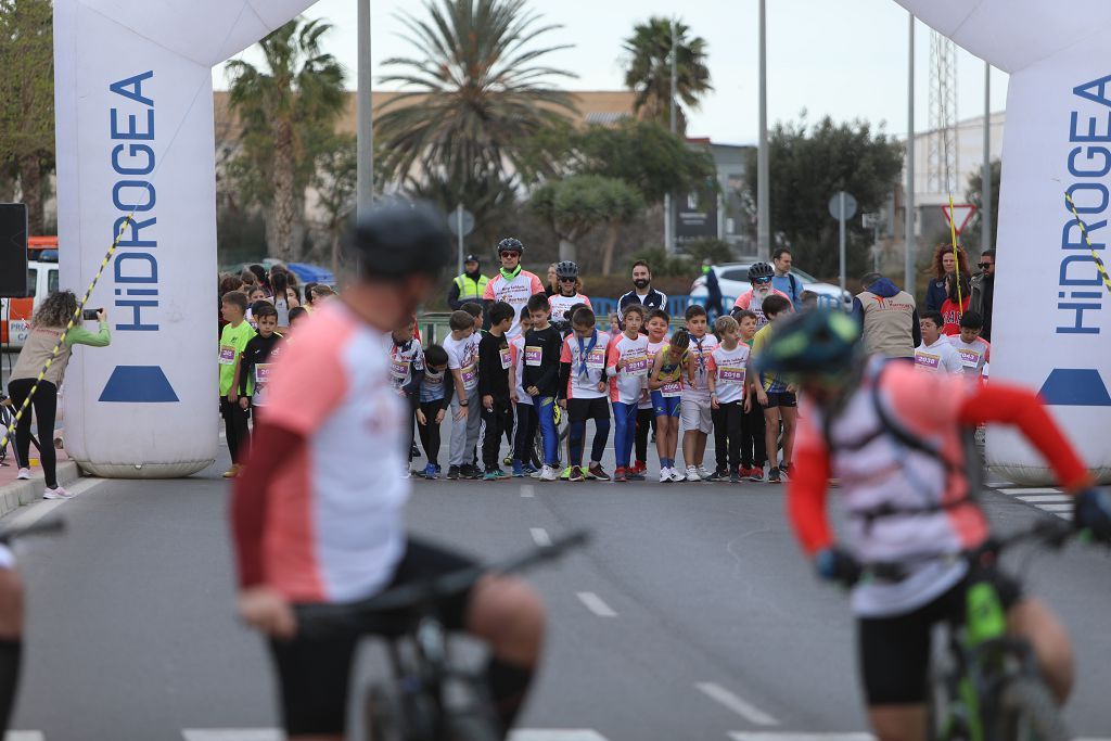 La IX Milla Solidaria La Huertecica, en imágenes