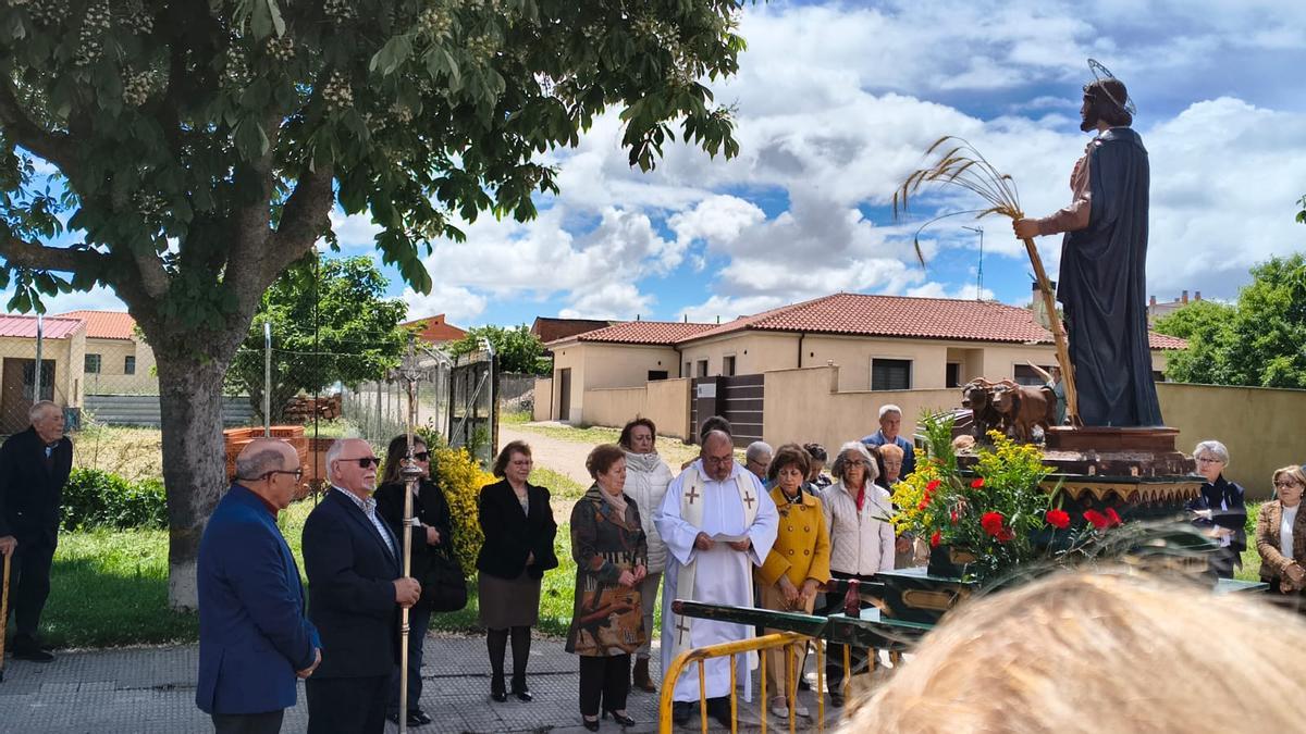 Celebración de San Isidro en Corrales del Vino