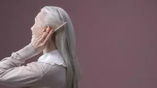 ¿Por qué el pelo se vuelve blanco? Un estudio revela verdadera causa