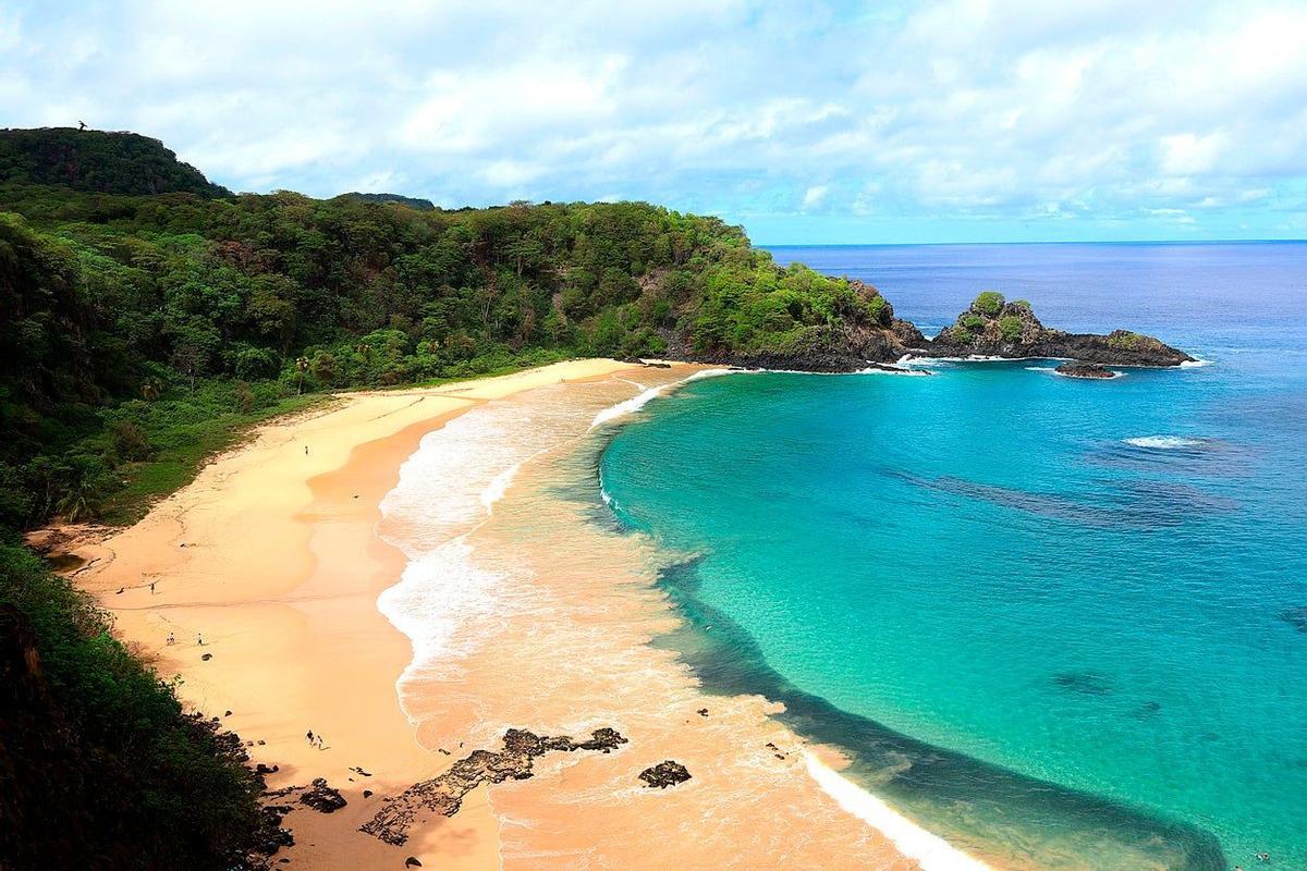 3. Playa de Baia Do Sancho, Brasil