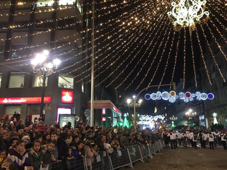 Las imágenes de la Cabalgata de Reyes de Vigo 2019