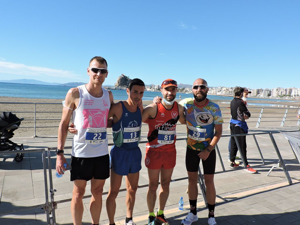 Estos todas las imágenes de la Media Maratón de Águilas