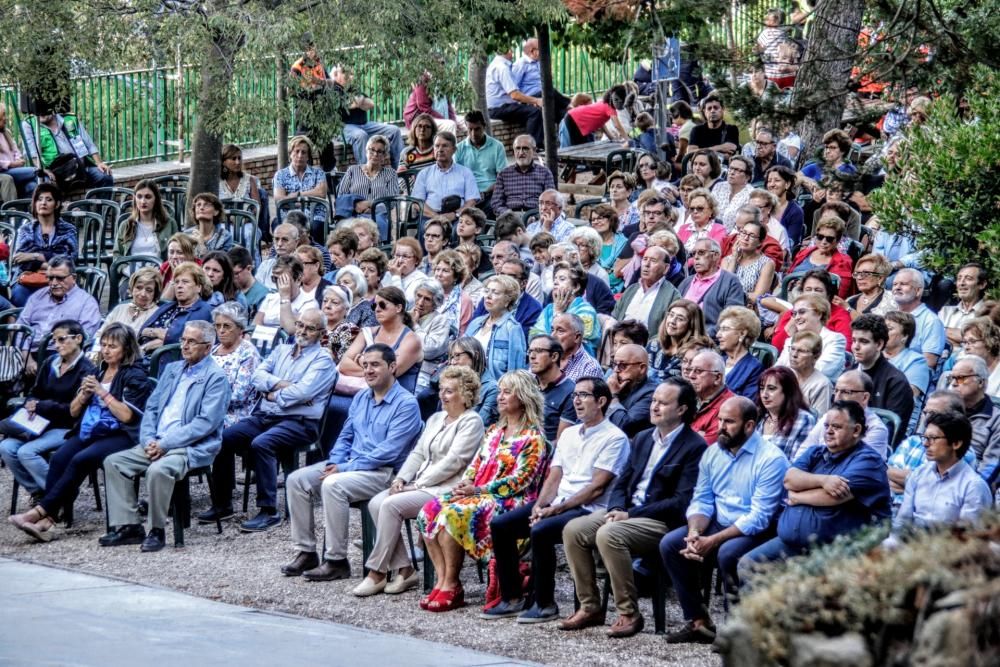 Alcoy rinde honores a su patrona