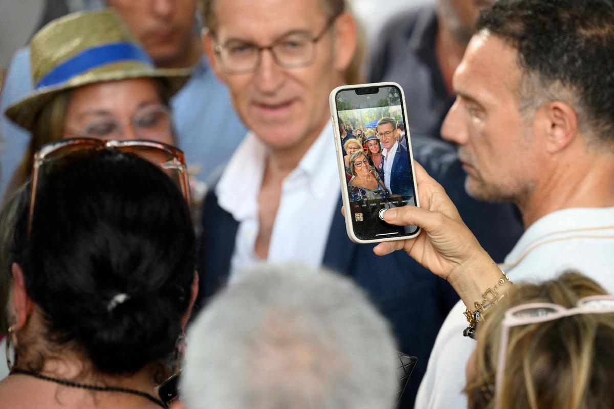 Alberto Núñez Feijóo, el pasado día 6, en un mitin en Castelldefels.