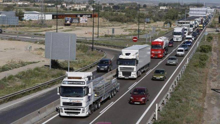 Firmado el convenio del transporte con mejoras para más de 11.000 empleados