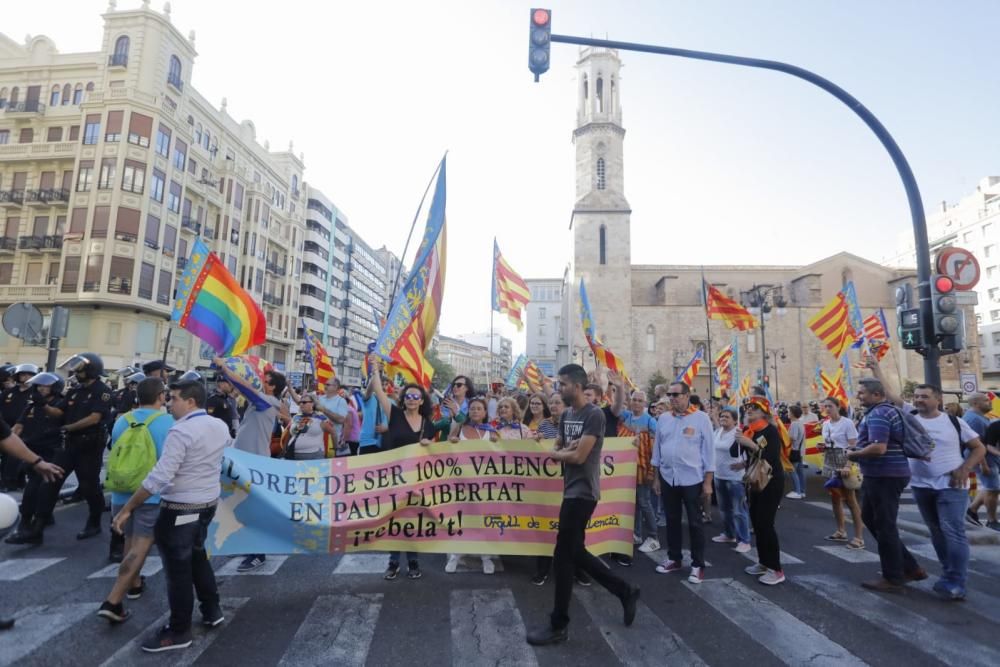 Manifestación 9 d'Octubre Valencia: tensión y altercados