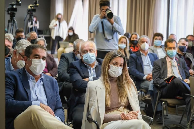 CC celebra un foro con empresarios