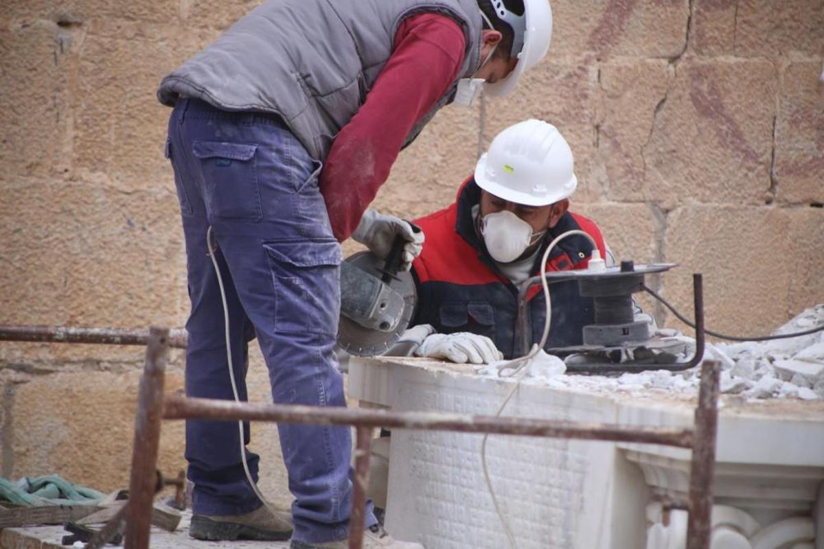 Retoman los trabajos para retirar la Cruz de los Caídos de Callosa de Segura